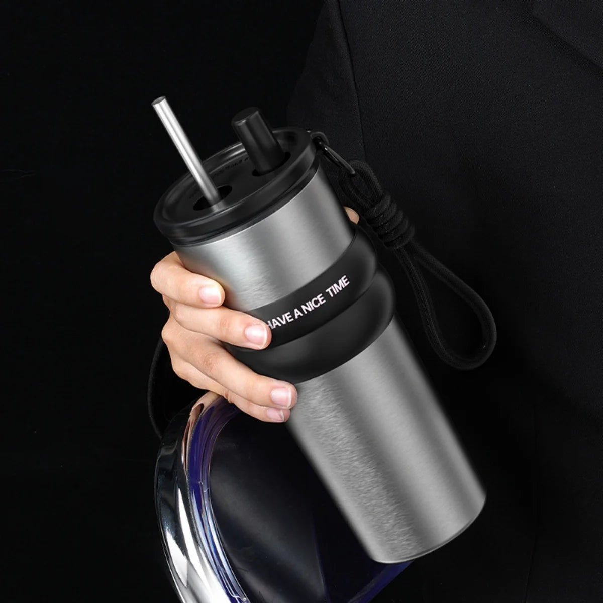 Vacuum Insulated Bottle: Leakproof Thermos with Straw
