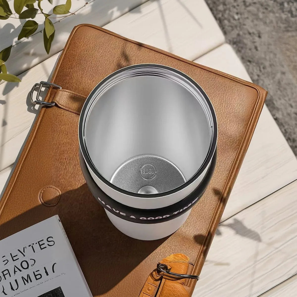 Vacuum Insulated Bottle: Leakproof Thermos with Straw