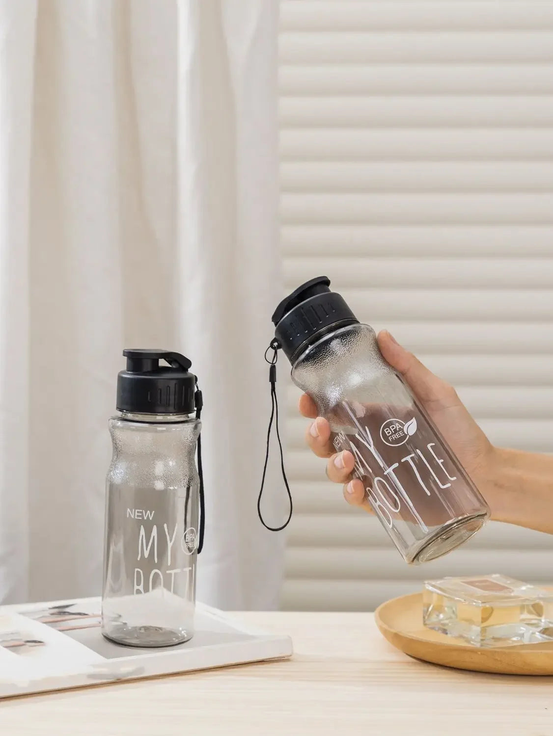 Transparent Water Bottle: Leak-proof Sports Drinkware