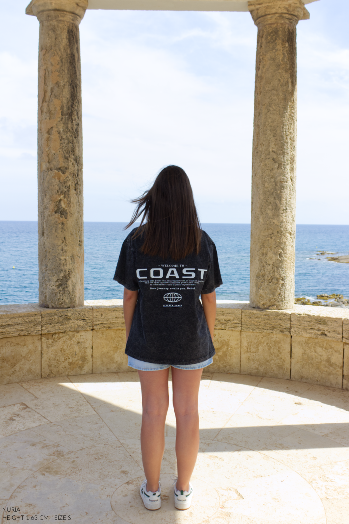 Black Washed Peaks T-shirt